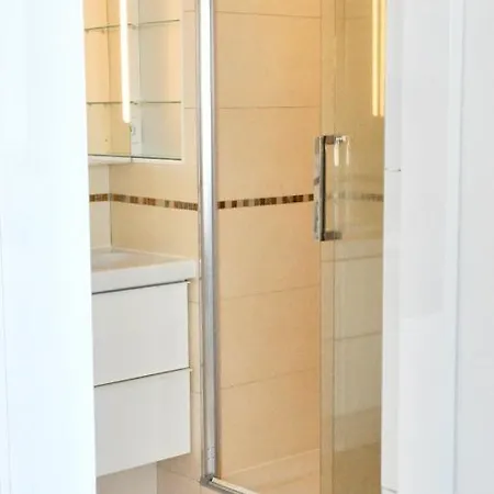 Appartamento Hostnfly - Very Nice Near The Eiffel Tower